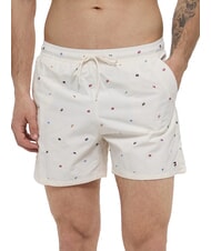TOMMY HILFIGER TH Kost&uuml;m mit mikrogemusterten Shorts W&uuml;stenhimmel/Uraltes Wei&szlig; - Herrenbadehosen - 1
