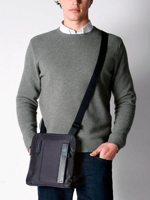 Bürste Linie PULSE P16, iPad-Halter CHEVRON / SCHWARZ - Umhängetaschen Herren