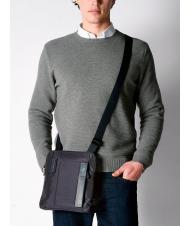 PIQUADRO Bürste Linie PULSE P16, iPad-Halter CHEVRON / SCHWARZ - Umhängetaschen Herren - 4