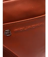 PIQUADRO Bürste VIBE out, aus gehämmertem Leder orange3 - Umhängetaschen Herren - 3