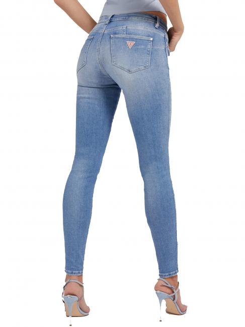 CURVE X R&ouml;hrenjeans Licht tragen. - Damenhosen