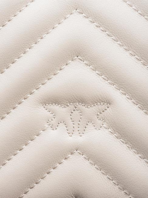 MINI LOVE BAG Eine Chevron-Tasche Seide weiß-antikgold - Damentaschen