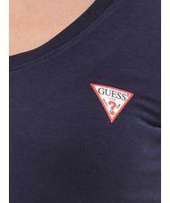 GUESS MINI TRIANGLE T-Shirt mit V-Ausschnitt blau geschw&auml;rzt - T-Shirts und Tops f&uuml;r Damen - 4