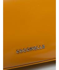 COCCINELLE LILY SHINY CALF Mini-Ledertasche mit Kettengriff Harz - Damentaschen - 3