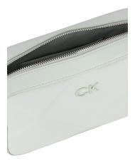 CALVIN KLEIN QUILT Schulterkameratasche milchig grün - Damentaschen - 4