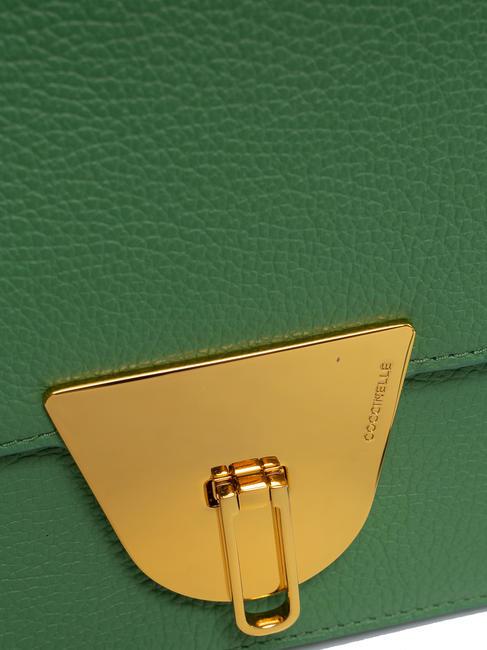 NICO Kleine Umhängetasche aus Leder Pfefferminze - Damentaschen