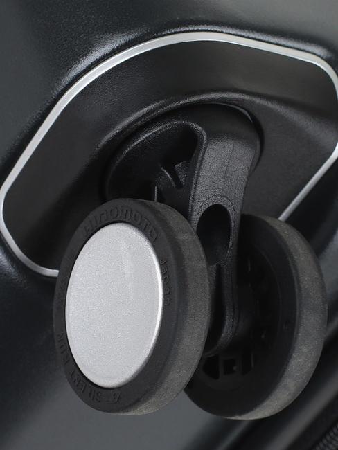 1881 Mittelgro&szlig;er erweiterbarer Trolley Schwarz - Harte Trolleys