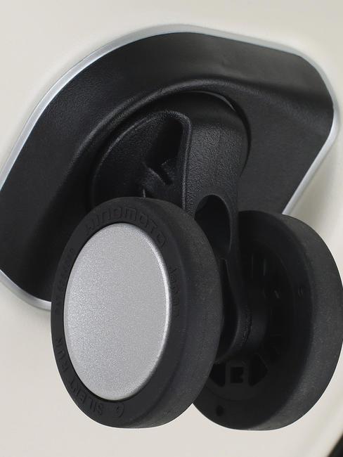 1881 Mittelgroßer erweiterbarer Trolley Beige - Harte Trolleys