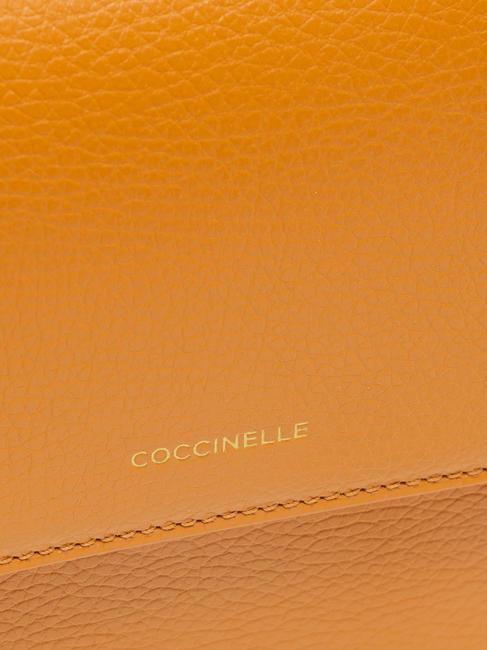 ANNE Minitasche mit Klappe aus gehämmertem Leder Paprika - Damentaschen