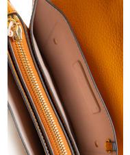 COCCINELLE COSIMA Umhängetasche aus gehämmertem Leder Paprika - Damentaschen - 6