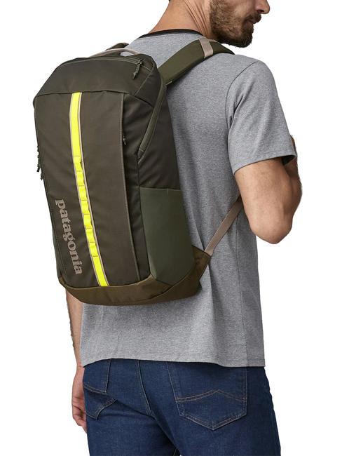 BLACK HOLE 25L Reiserucksack glimmendes Blau - Rucks&auml;cke f&uuml;r Schule &amp; Freizeit