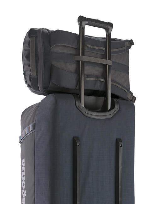 BLACK HOLE 25L Reiserucksack Schwarz - Rucksäcke für Schule &amp; Freizeit