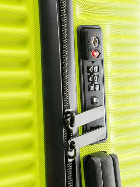 ADVENTURE Mittelgroßer Trolley Säuregrün - Harte Trolleys