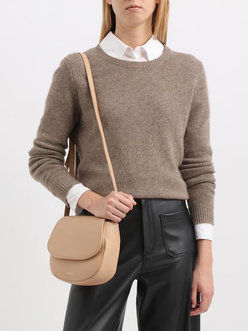 CHERRY Mini-Schultertasche aus Leder getoastet - Damentaschen