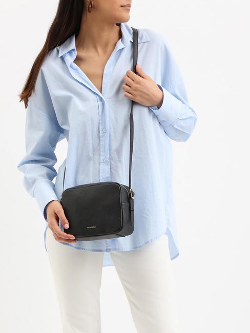 CHERRY Kameratasche aus geh&auml;mmertem Leder Kokosmilch - Damentaschen