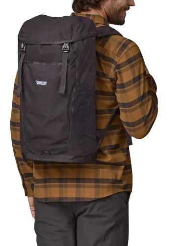FIELDSMITH 28L Reiserucksack Schwarz - Rucksäcke für Schule &amp; Freizeit