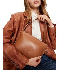 CALVIN KLEIN EMBOSSED CALVIN  Umhängetasche Löwe - Damentaschen - 4