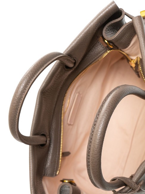 BLUE SOFT Handtasche aus geh&auml;mmertem Leder Ebenholz - Damentaschen