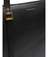 COCCINELLE CHERRY Umh&auml;ngetasche aus geh&auml;mmertem Leder Schwarz - Damentaschen - 4