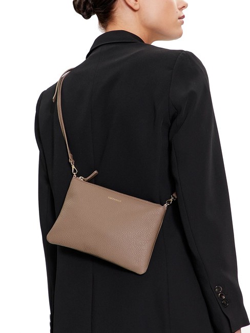 BEST CROSSBODY Minitasche aus Leder warmes Taupe - Damentaschen