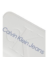 CALVIN KLEIN SCULPTED Portemonnaie mit umlaufendem Rei&szlig;verschluss Mirage-Grau - Brieftaschen Damen - 4