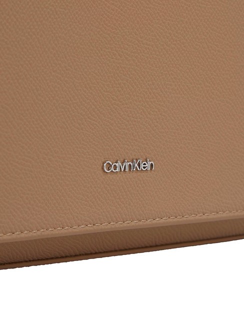 CK MUST Umhängetasche mit Klappe Amphora - Damentaschen