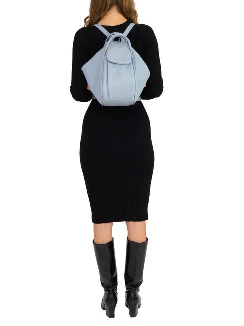 TRIO  Rucksack aus gehämmertem Leder puderblau - Damentaschen