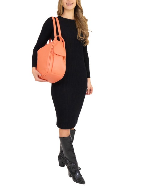 TRIO  Rucksack aus gehämmertem Leder Lachs - Damentaschen