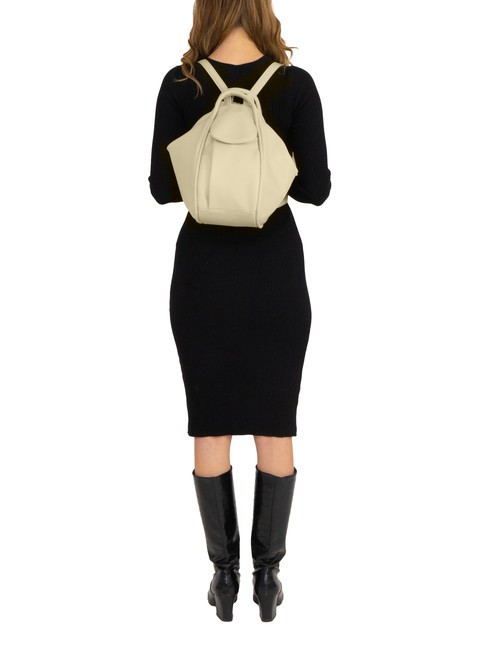 TRIO Rucksack aus Nappaleder Creme - Damentaschen