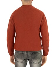TIMBERLAND JAFFREY Pullover mit Rundhalsausschnitt und Zopfmuster Chili-Öl - Herrenpullover - 2