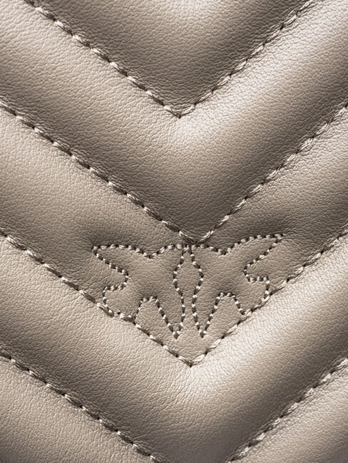 LOVE CLICK CLASSIC Rucksack aus gestepptem Leder Walnuss-Antikgold - Damentaschen