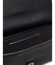 CALVIN KLEIN SCULPTED  Umhängetasche auf Schwarz - Damentaschen - 3