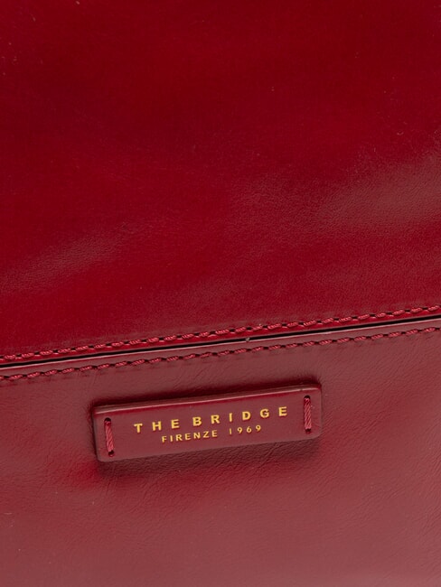 ELETTRA Runder Lederrucksack Beere Abb. Gold - Damentaschen