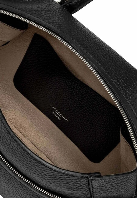 GILDA Schultertasche aus gehämmertem Leder Schwarz - Damentaschen