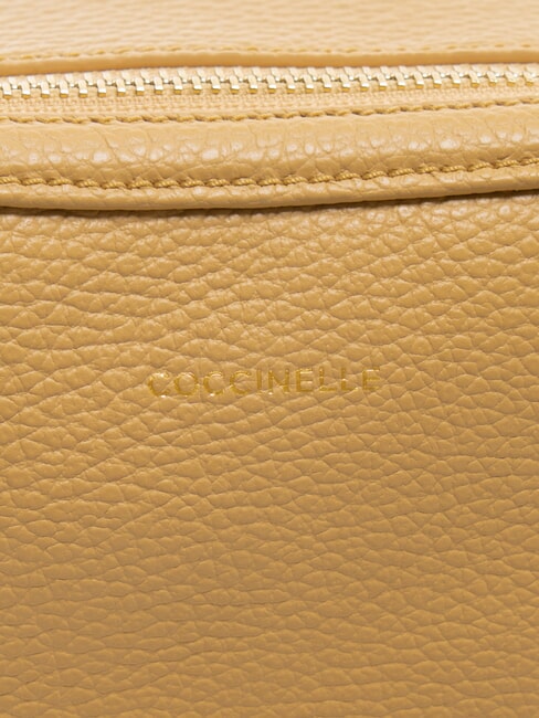 ALPHA Kameratasche aus gehämmertem Leder frisches Beige - Damentaschen