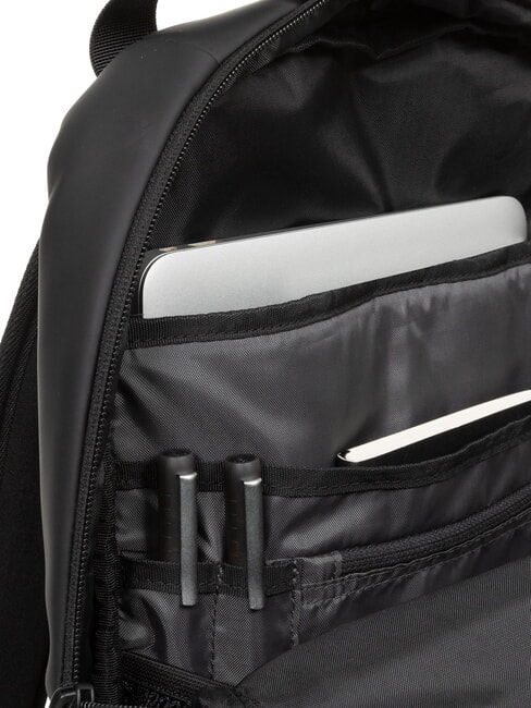 TECUM TOTE CNNCT F Rucksack mit Wasserflaschenfach, Laptophalter Mattschwarz - PC-Rucksäcke