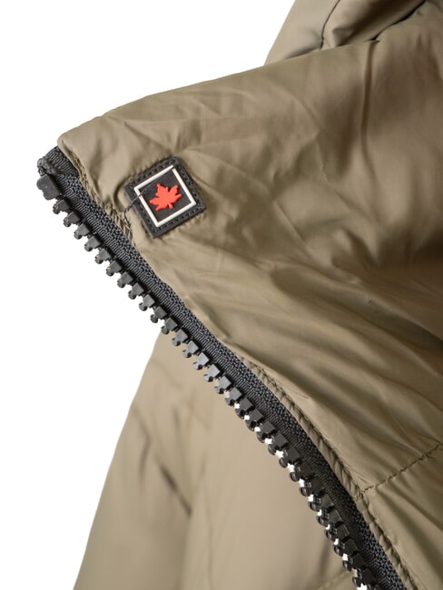 EUGENIE Kurze Satin-Daunenjacke mit Kapuze Olivennacht - Daunenjacken f&uuml;r Damen