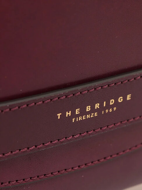 LUCREZIA Clutch mit Ledermanschette Traube abb. Gold - Damentaschen