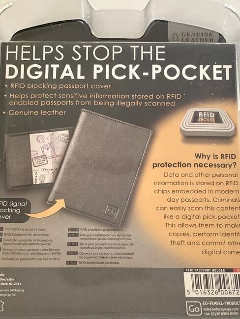 GO  Reisepasshülle aus Leder Schwarz - Reisezubehör