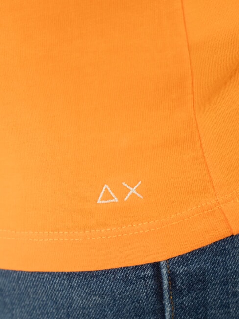 BOXY T-Shirt mit V-Ausschnitt orange - T-Shirts und Tops für Damen