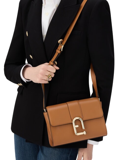 URBAN Kleine Umhängetasche aus Leder Brandy - Damentaschen