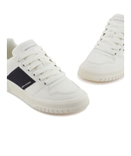 ARMANI EXCHANGE A|X Sneaker mit kontrastierendem Seitenband gebrochenes Weiß + dunkles Marineblau - Herrenschuhe - 4