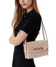 GUESS LEFIA Umh&auml;ngetasche mit &Uuml;berschlag einfach taupe - Damentaschen - 6