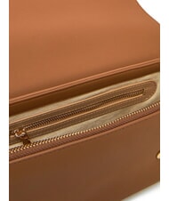 LOVE MOSCHINO LAMINATED BOLD LOVE Umhängetasche mit Überschlag Kamel - Damentaschen - 5