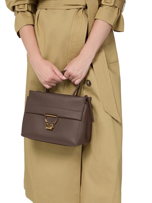 ARLETTIS Handtasche aus gehämmertem Leder Johannisbeere - Damentaschen