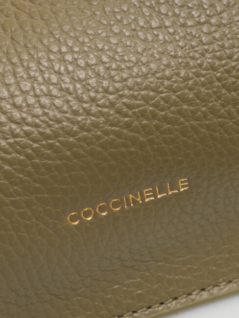 HYLE Kleine flache Umhängetasche aus Leder Lorbeergrün - Damentaschen