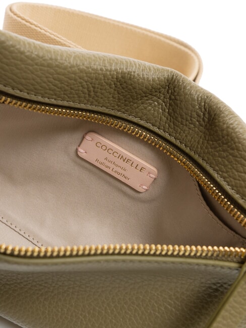 HYLE Kleine flache Umhängetasche aus Leder Lorbeergrün - Damentaschen