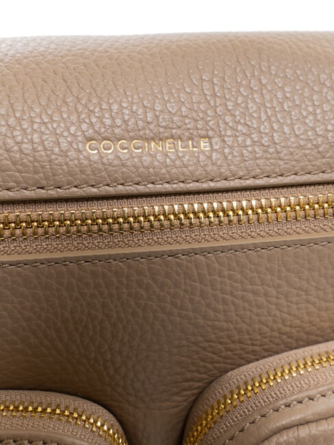 HYLE Mittelgroße Ledertasche mit Doppelfunktion warmes Taupe - Damentaschen