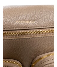 COCCINELLE HYLE Mittelgroße Ledertasche mit Doppelfunktion warmes Taupe - Damentaschen - 5