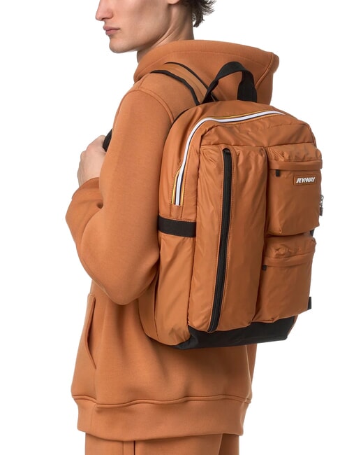AMBERT 15,6-Zoll-Laptop-Rucksack orangefarbener Adobe - PC-Rucksäcke